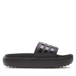 Klapki adidas. Czarne klapki adidas, bez wzorów, sportowe, bez obcasa, bez zapięcia. Za 199.99 zł.