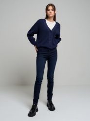 Jeansy damskie skinny granatowe Adela 730. Niebieskie jeansy BIG STAR, l, bez wzorów, z bawełny, z podwyższonym stanem. W wyprzedaży za 229.99 zł.
