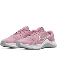Nike Buty sportowe "MC Trainer 2" w kolorze jasnoróżowym rozmiar: 39. Różowe buty treningowe Nike, bez wzorów, bez zapięcia, outdoorowe. Za 245.54 zł.