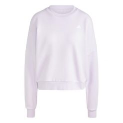 Bluza damska adidas Essentials Small Logo - luźny krój, lekko ocieplona. Fioletowe bluzy adidas, xl, bez wzorów, z bawełny, bez ramiączek, bez kaptura. Za 153.99 zł.