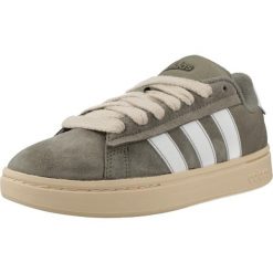 Buty ADIDAS GRAND COURT ALPHA 0 Zielony. Zielone buty trekkingowe adidas, bez wzorów, ze skóry, bez zapięcia, trekkingowe. Za 382.80 zł.