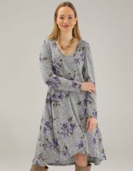 SZARA SUKIENKA W KWIATY. Szare sukienki Unisono, l, bez wzorów, z dzianiny, bez kołnierzyka, bez ramiączek. Za 159.00 zł.