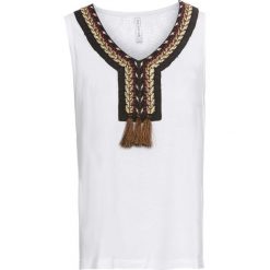 T-shirt z koronką i frędzlami bonprix biały. T-shirty marki 4f. Za 69.99 zł.