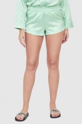 JUICY COUTURE Zielone satynowe szorty piżamowe damskie w logo, Rozmiar L. Zielone piżamy Juicy Couture, l, bez wzorów, z satyny, bez kołnierzyka, bez ramiączek. W wyprzedaży za 129.99 zł.