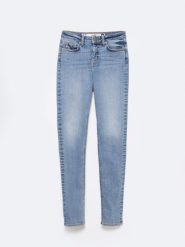 Jeansy damskie z wysokim stanem jasnoniebieskie Katrina High Waist 355. Niebieskie jeansy BIG STAR, bez wzorów, z jeansu, eleganckie, z podwyższonym stanem. W wyprzedaży za 119.99 zł.