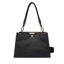 Torebka Tommy Hilfiger. Czarne torebki klasyczne Tommy Hilfiger, bez wzorów, klasyczne, bez dodatków. Za 529.99 zł.