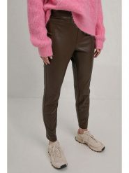 Josephine & Co Spodnie "Stijn" w kolorze ciemnobrązowym rozmiar: 44. Brązowe spodnie materiałowe Josephine & Co, bez wzorów, z materiału. Za 145.60 zł.