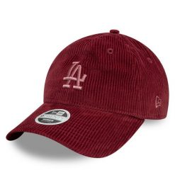 Czapka z daszkiem New Era. Czerwone czapki z daszkiem New Era, bez wzorów. Za 109.99 zł.