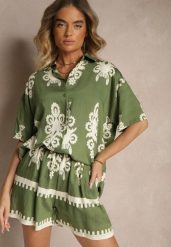 Ciemnozielony Komplet z Rustykalnym Wzorem z Szortami i Koszulą Tosnea. Zielone koszule Renee, m, bez wzorów, z materiału, eleganckie, bez kołnierzyka, bez ramiączek. W wyprzedaży za 75.99 zł.