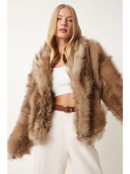Happiness Istanbul Kurtka w kolorze jasnobrązowym ze sztucznego futra rozmiar: onesize. Brązowe kurtki Happiness Istanbul, bez wzorów, bez kaptura. Za 376.85 zł.