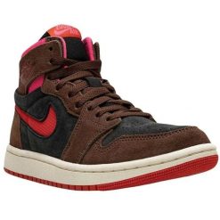 Buty sportowe Sneakersy damskie, Air 1 W Zoom CMF 2. Brązowe buty treningowe Nike, bez wzorów, z materiału, bez zapięcia, trekkingowe. Za 449.99 zł.
