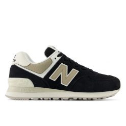 Buty New Balance WL574DK2 czarne. Czarne buty treningowe bez wzorów, z bawełny, bez zapięcia. Za 632.54 zł.