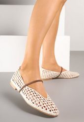 Beżowe Szydełkowe Balerinki w Stylu Boho z Paskiem Vomea. Brązowe baleriny Renee, w ażurowe wzory, boho, bez obcasa, bez zapięcia. Za 89.99 zł.