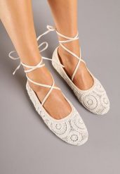 Beżowe Haftowane Balerinki z Wiązaniem Talorelia. Brązowe baleriny Born2be, bez wzorów, z jeansu, eleganckie, bez obcasa, na płaskiej podeszwie, bez zapięcia. Za 89.99 zł.