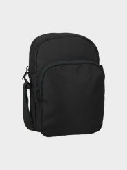 4F Saszetka crossbody uniseks - czarna Uniwersalny. Czarne nerki i saszetki 4f, bez wzorów, z syntetyku, eleganckie, bez dodatków. W wyprzedaży za 39.99 zł.