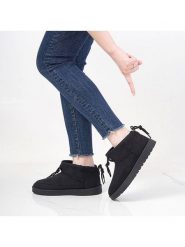 C'M Botki zimowe w kolorze czarnym rozmiar: 36. Czarne botki C'M, bez wzorów, z materiału, bez obcasa, bez zapięcia. Za 104.64 zł.