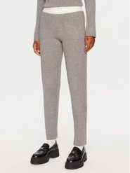 Deha Spodnie dzianinowe D12825 Szary Regular Fit. Szare spodnie materiałowe Deha, bez wzorów, z dzianiny. Za 379.99 zł.