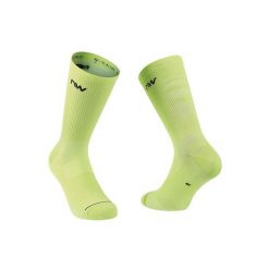 Skarpety rowerowe NORTHWAVE Extreme Pro Sock. Żółte skarpetki Northwave, bez wzorów. Za 65.00 zł.