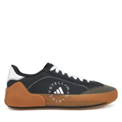 Buty na siłownię adidas. Czarne buty treningowe adidas, bez wzorów, bez zapięcia, na fitness i siłownię. Za 949.99 zł.
