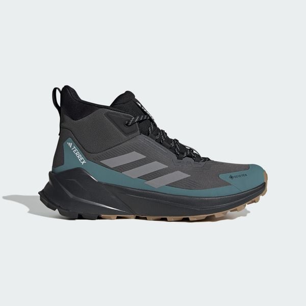 Buty Terrex Trailmaker 2.0 Mid Gore-Tex Hiking. Niebieskie buty trekkingowe adidas, z gore-texu, bez zapięcia. Za 599.00 zł.