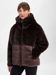 Blauer Damska kurtka pikowana Kobiety brązowy jednolity, L. Brązowe kurtki Blauer, l, bez wzorów, z puchu, eleganckie, bez kaptura. Za 1,849.95 zł.