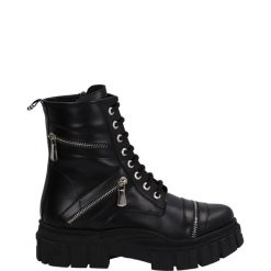 CZARNE BOTKI 739H125 10 BLACK. Czarne botki Venezia, bez wzorów, ze skóry, bez obcasa, bez zapięcia. Za 299.00 zł.