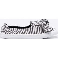 Converse - Tenisówki. Trampki marki Sinsay. W wyprzedaży za 199.90 zł.
