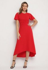 Czerwona Rozkloszowana Sukienka Ozdobiona Marszczeniem Odallica. Czerwone sukienki Born2be, m, bez wzorów, eleganckie, bez kołnierzyka, bez ramiączek, maxi, rozkloszowane. Za 99.99 zł.