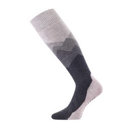 Skarpety merino FWM. Brązowe skarpetki LASTING, bez wzorów, z elastanu. Za 193.40 zł.