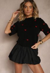 Czarna Bluzka z Dzianiny z Wiskozą we Wzór z Serduszkami Dortewia. Czarne bluzki Renee, uniwersalny, bez wzorów, z dzianiny, eleganckie, bez kołnierzyka, bez ramiączek. W wyprzedaży za 119.99 zł.