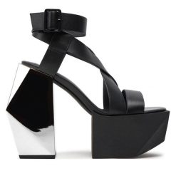 Sandały United Nude. Czarne sandały United Nude, bez wzorów, bez obcasa, na słupku, bez zapięcia. Za 1,759.00 zł.
