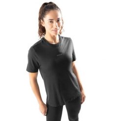 Damska koszulka treningowa z krótkim rękawem Fitness Siroko Plan. Czarne t-shirty sportowe SIROKO, l, bez wzorów, z tkaniny, bez ramiączek, na fitness i siłownię. Za 126.00 zł.