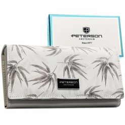 Biały portfel damski z systemem RFID zamykany na zatrzask - Peterson. Białe portfele bez wzorów, ze skóry. Za 124.99 zł.