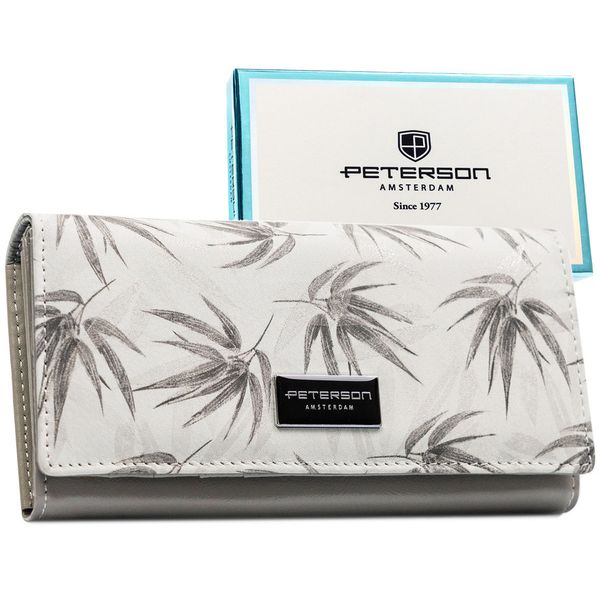 Biały portfel damski z systemem RFID zamykany na zatrzask - Peterson. Białe portfele bez wzorów, ze skóry. Za 119.99 zł.