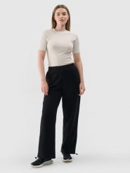 4F Spodnie dresowe oversize damskie - czarne XXL. Czarne spodnie dresowe 4f, bez wzorów, z bawełny, sportowe. W wyprzedaży za 69.99 zł.