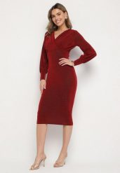 Czerwona Dopasowana Sukienka z Kopertowym Dekoltem i Bufiastymi Rękawami Ulonissa. Czerwone sukienki Born2be, l, bez wzorów, z materiału, klasyczne, bez kołnierzyka, bez ramiączek, dopasowane. Za 99.99 zł.