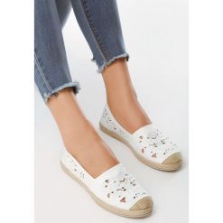 Białe Espadryle Pickedness. Espadryle marki Born2be. Za 69.99 zł.