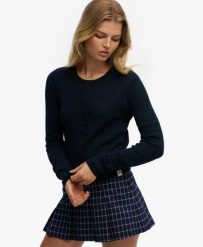 Superdry Lekki kardigan Essential z bawełny – Slim Fit. Niebieskie swetry Superdry, z aplikacjami, z bawełny, eleganckie, bez ramiączek. Za 236.60 zł.