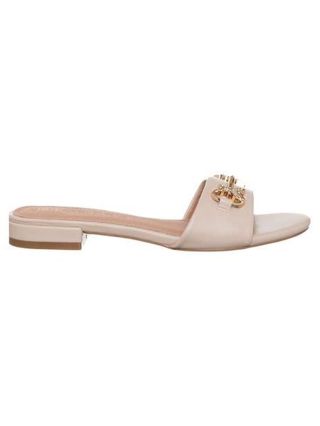 Patrizia Pepe Klapki w kolorze beżowym rozmiar: 37. Brązowe klapki Patrizia Pepe, bez wzorów, klasyczne, z otwartym noskiem, bez obcasa, bez zapięcia. Za 382.13 zł.