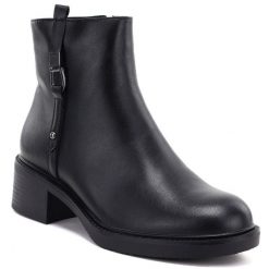 Skórzane botki damskie na klocku czarne Sergio Leone. Czarne botki Sergio Leone, bez wzorów, ze skóry, bez obcasa, bez zapięcia. Za 219.99 zł.