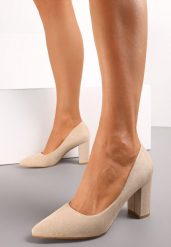 Beżowe Czółenka o Klasycznym Fasonie z Imitacji Zamszu na Słupku Braila. Brązowe czółenka Renee, bez wzorów, klasyczne, ze szpiczastym noskiem, bez obcasa, na słupku, bez zapięcia. Za 89.99 zł.