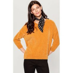 Luźny sweter basic - Żółty. Swetry marki INESIS. W wyprzedaży za 49.99 zł.
