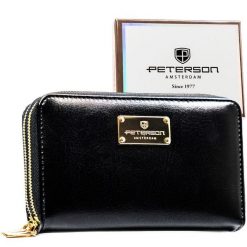 Czarny portfel damski w typie piórnika ze skóry ekologicznej wyposażony w system RFID - Peterson. Czarne portfele Peterson, bez wzorów, ze skóry ekologicznej. Za 104.99 zł.