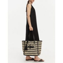 Torebka Liu Jo. Czarne shopper bag Liu Jo, bez wzorów, bez dodatków. Za 519.99 zł.