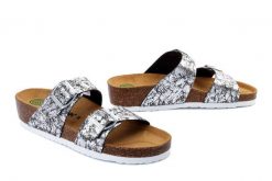 DR. BRINKMANN 700570-09 anthrazit, klapki damskie. Szare klapki Dr. Brinkmann, bez wzorów, bez obcasa, na koturnie, bez zapięcia. Za 219.90 zł.