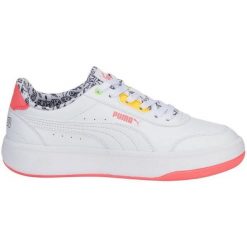 Buty Puma Tori Me Happy 386384 01 białe. Białe buty treningowe bez wzorów, z gumy, bez zapięcia. W wyprzedaży za 338.63 zł.