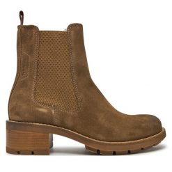 Sztyblety Tamaris. Brązowe botki Tamaris, bez wzorów, bez obcasa, na słupku, bez zapięcia. Za 229.99 zł.