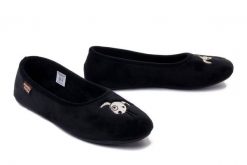 MANITU 340059-01 schwarz, kapcie damskie. Czarne kapcie Manitu, bez wzorów, z polaru. Za 159.90 zł.