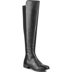 Muszkieterki CLARKS - Caddy Belle 261079044 Black Leather. Kozaki marki Clarks. W wyprzedaży za 499.00 zł.
