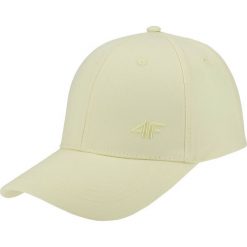 Czapka z daszkiem damska CAD301 - jasny żółty. Czapki z daszkiem marki 4f. W wyprzedaży za 29.99 zł.